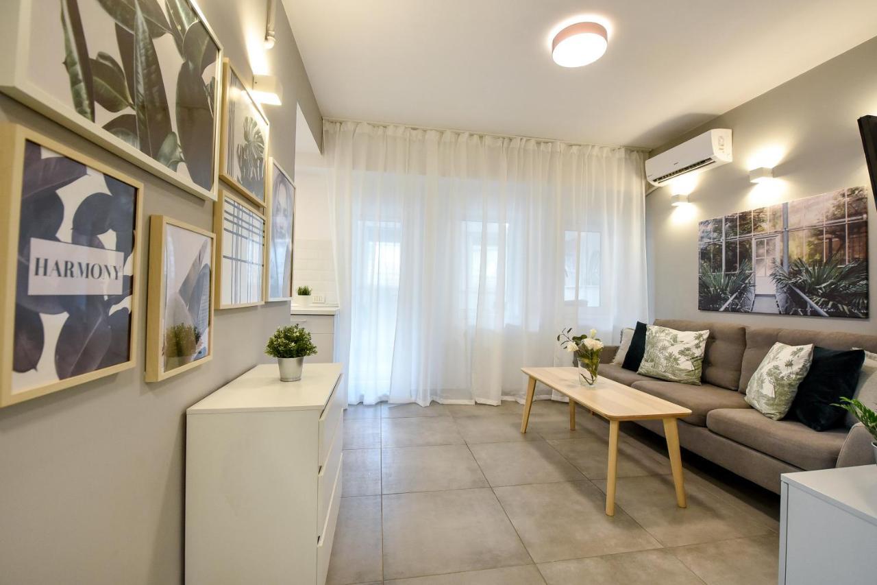 Spacious 1Br In The City Center - Amazing For Extended Stays 布加勒斯特 外观 照片
